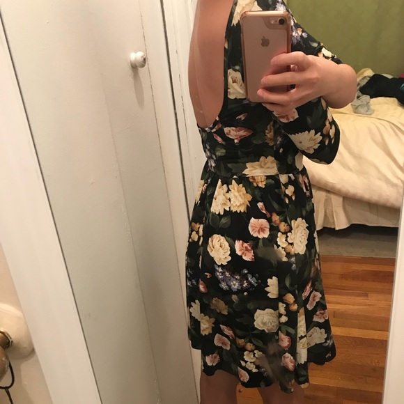 TRAMP low back printed mini dress - Picture 2 of 2